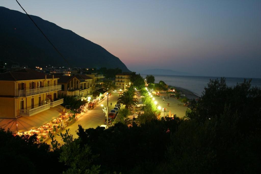 Astir Rooms Poros  Exterior foto