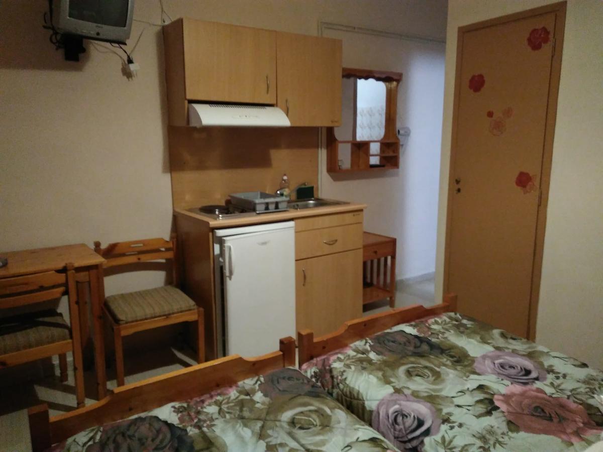 Astir Rooms Poros  Exterior foto